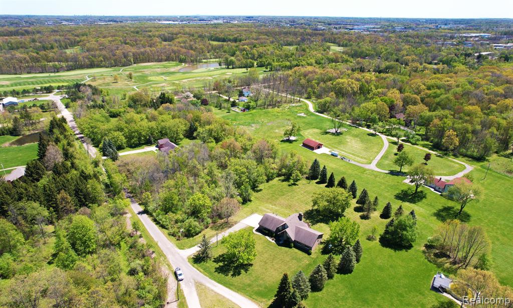53201 MARANATHA Lane, Wixom, MI 48393 — Photo 35