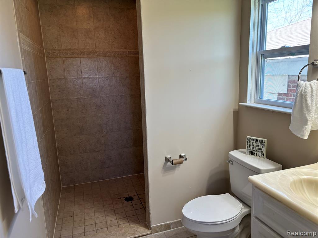 20817 MENDOTA Avenue, Ferndale, MI 48220 — Photo 15