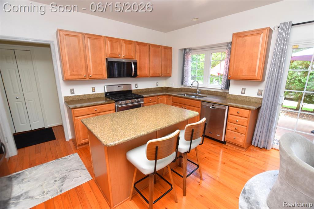 6240 Moonstone Court, Grand Blanc, MI 48439 — Photo 9