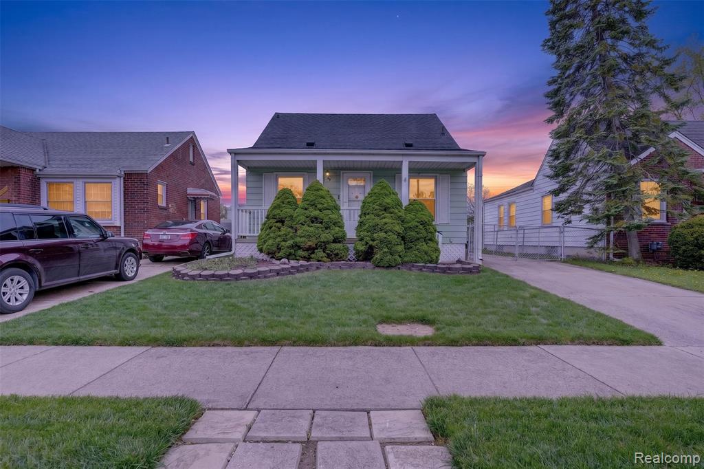 619 Highland Avenue, Lincoln Park, MI 48146 — front exterior