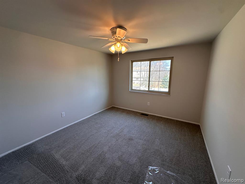 39616 CHAFFER Street, Clinton Twp, MI 48038 — Photo 32