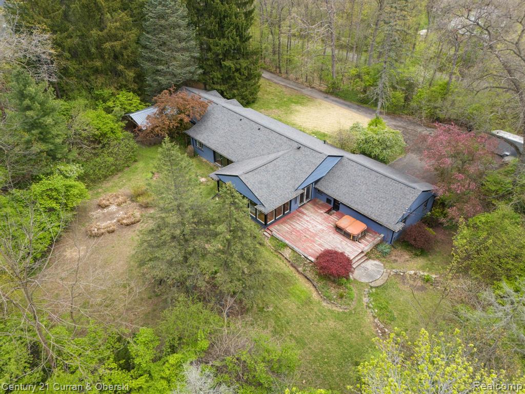 27869 Old Colony Street, Farmington, MI 48334 — Photo 54