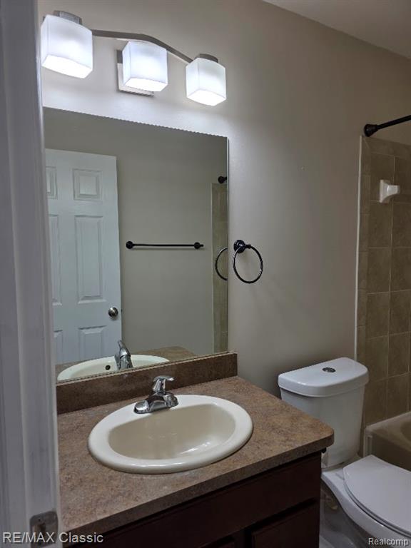 8469 Heywood Circle, Sterling Heights, MI 48312 — Photo 19