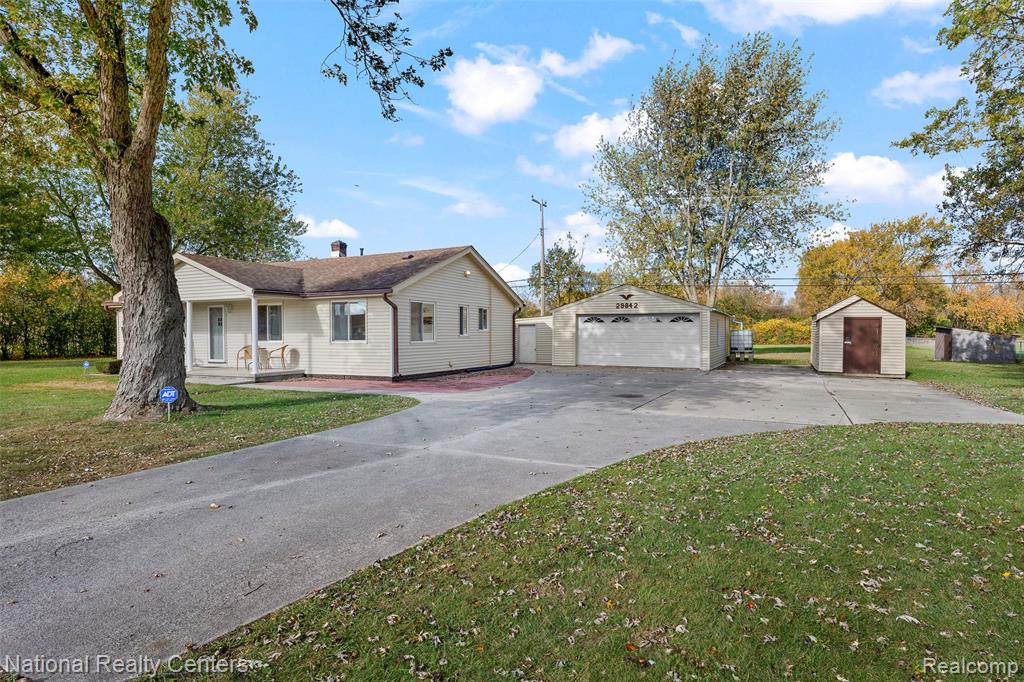 29842 Fort Road, Rockwood, MI — Photo 11