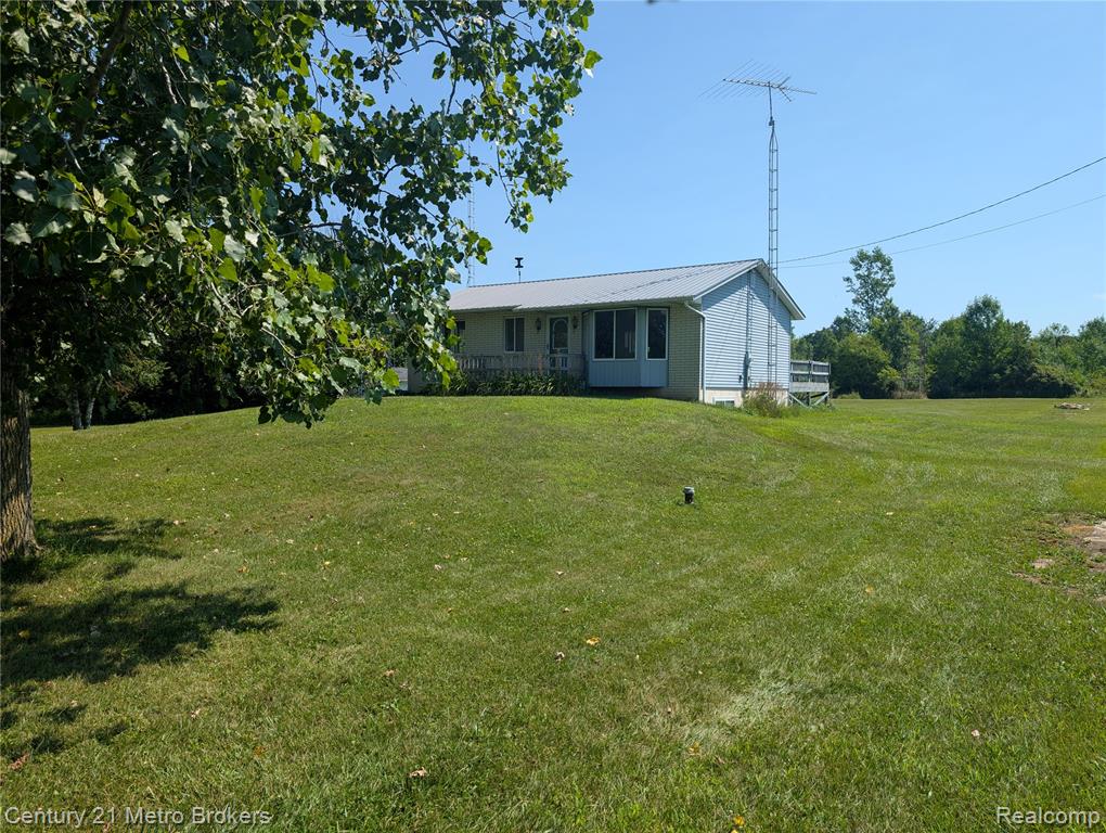 10190 Oak Road, Otisville, MI 48463 — Photo 20