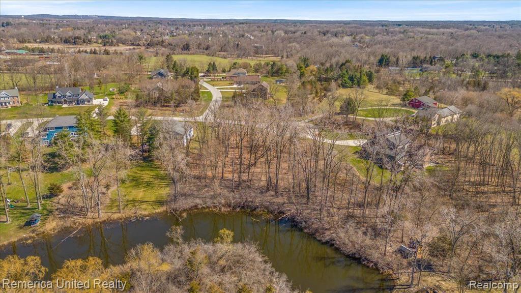 10468 Oak Shore Drive, South Lyon, MI 48178 — Photo 7