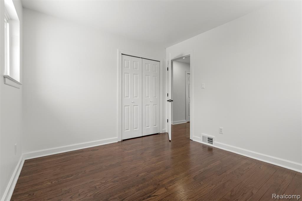 8932 Wormer, Redford, MI 48239 — Photo 23