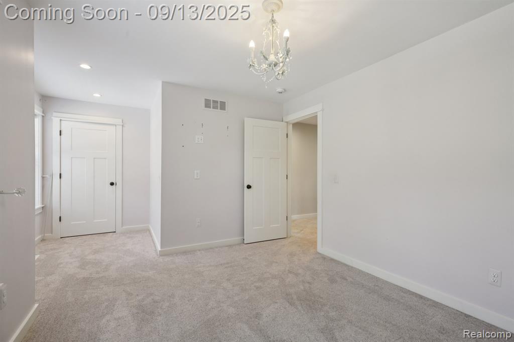 811 Maxwell Avenue, Royal Oak, MI 48067 — Photo 34