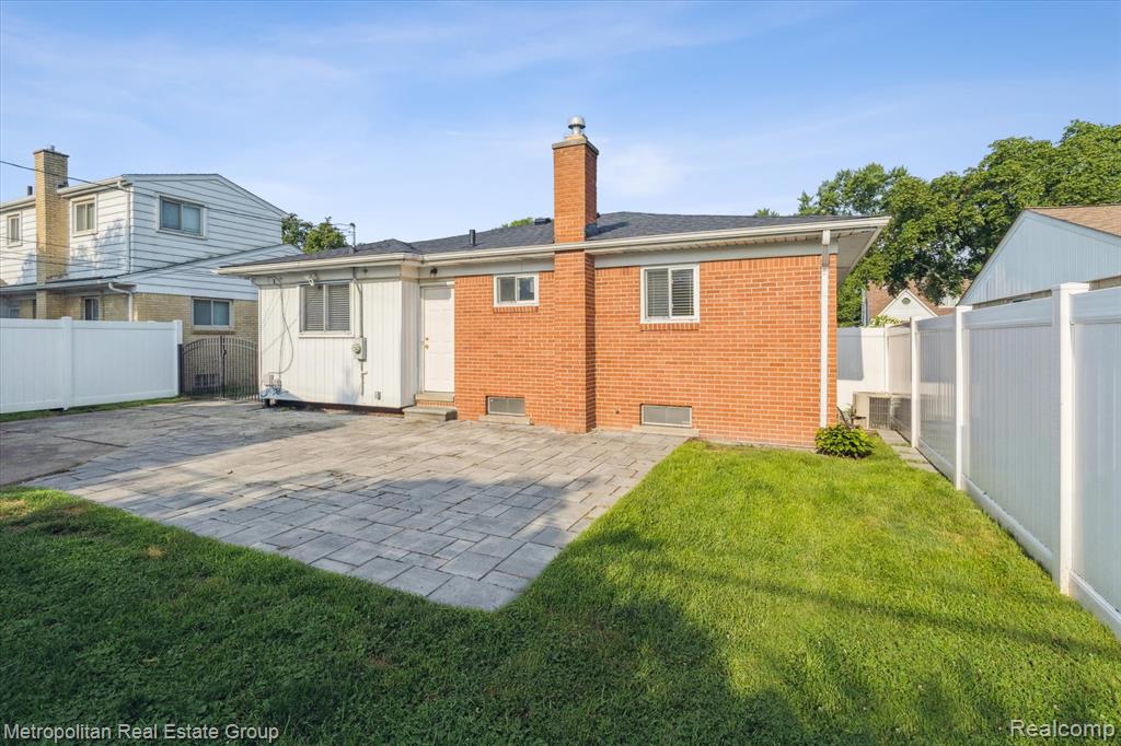 4628 Hillcrest Avenue, Royal Oak, MI 48073 — Photo 25