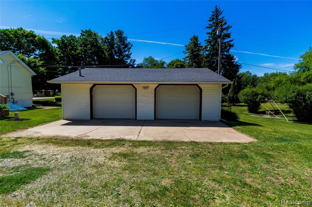 106 Washington Street, Attica, MI 48412 — Photo 5