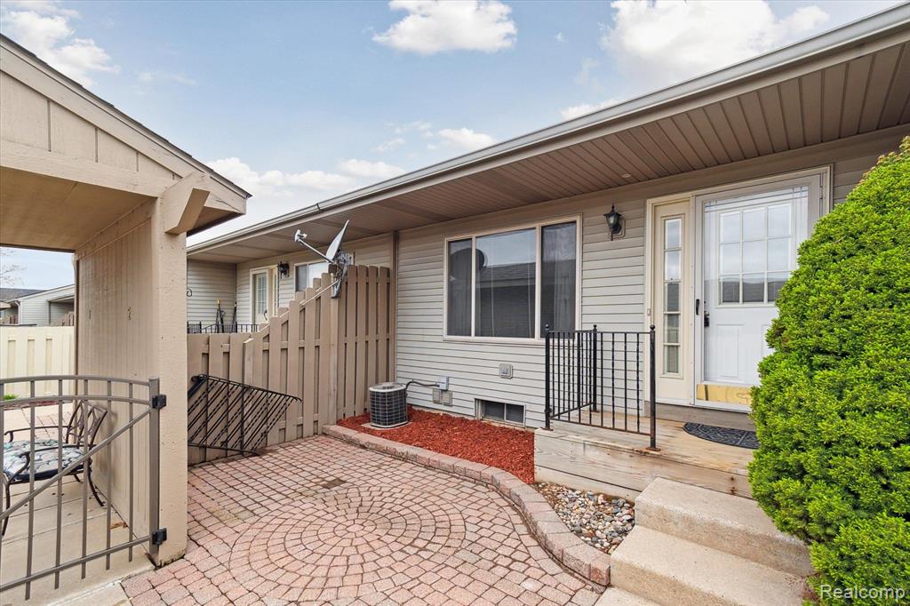 62180 Arlington, 2, South Lyon, MI 48178 — Photo 22