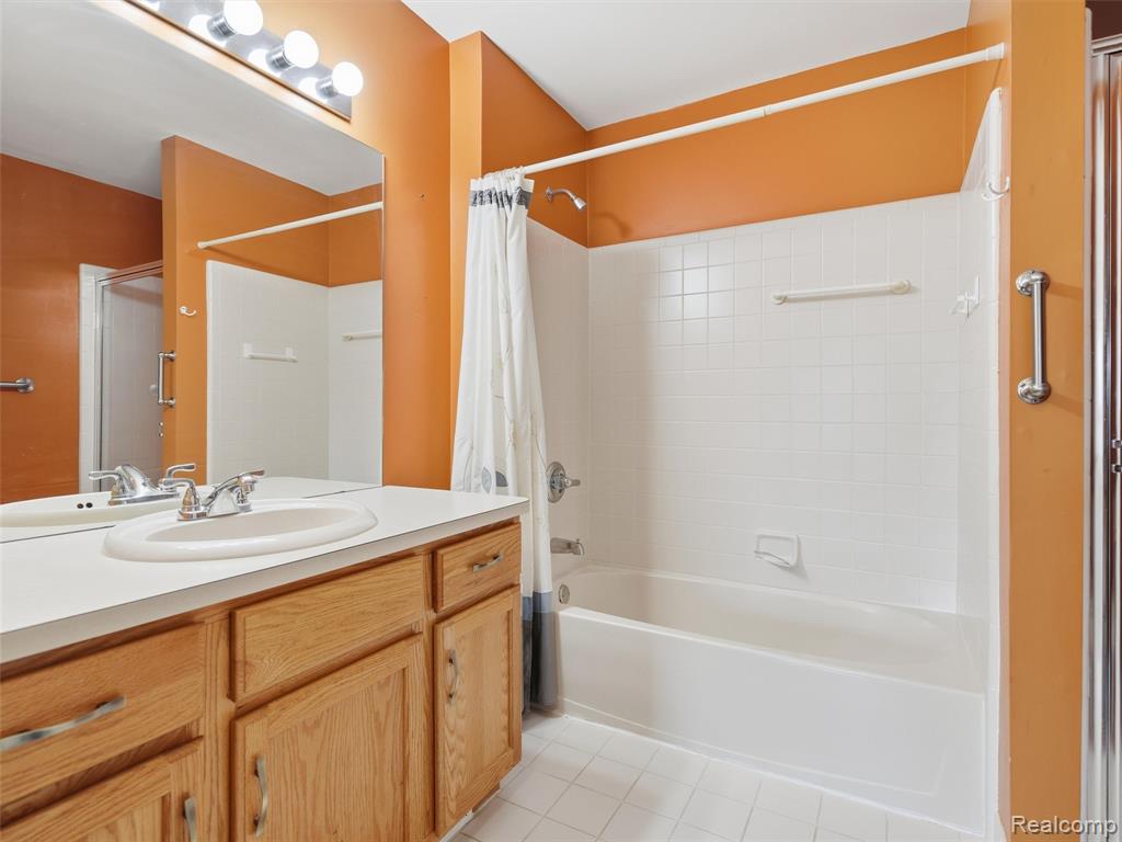 6394 Heron Park Way, Clarkston, MI — Photo 21