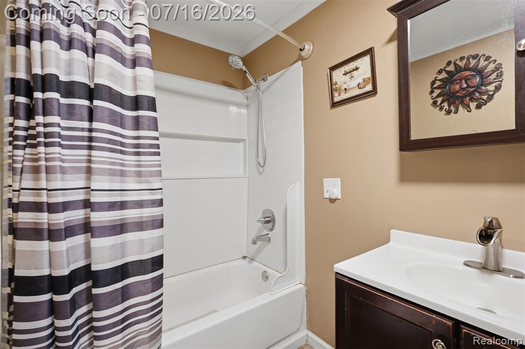 9490 Clark Road, East Lansing, MI 48823 — Photo 18