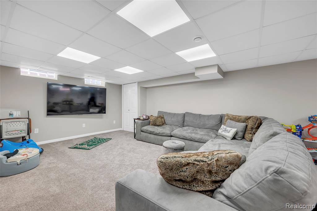 6120 Kinloch Street, Dearborn Heights, MI 48127 — Photo 20
