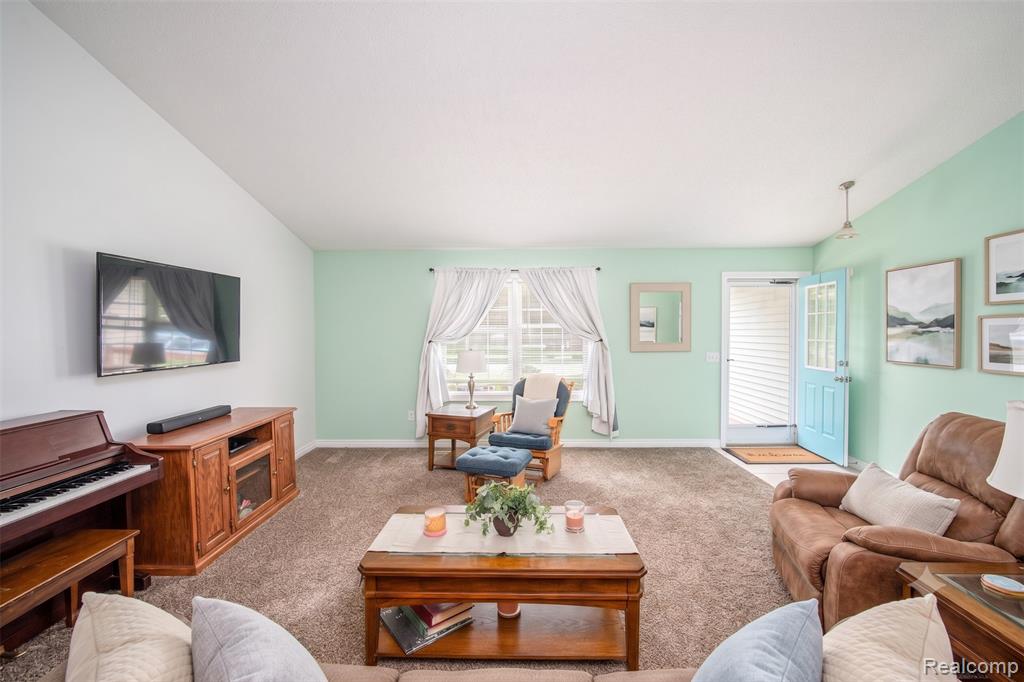 5075 Tacora Trail, Bridgeport, MI 48722 — Photo 2