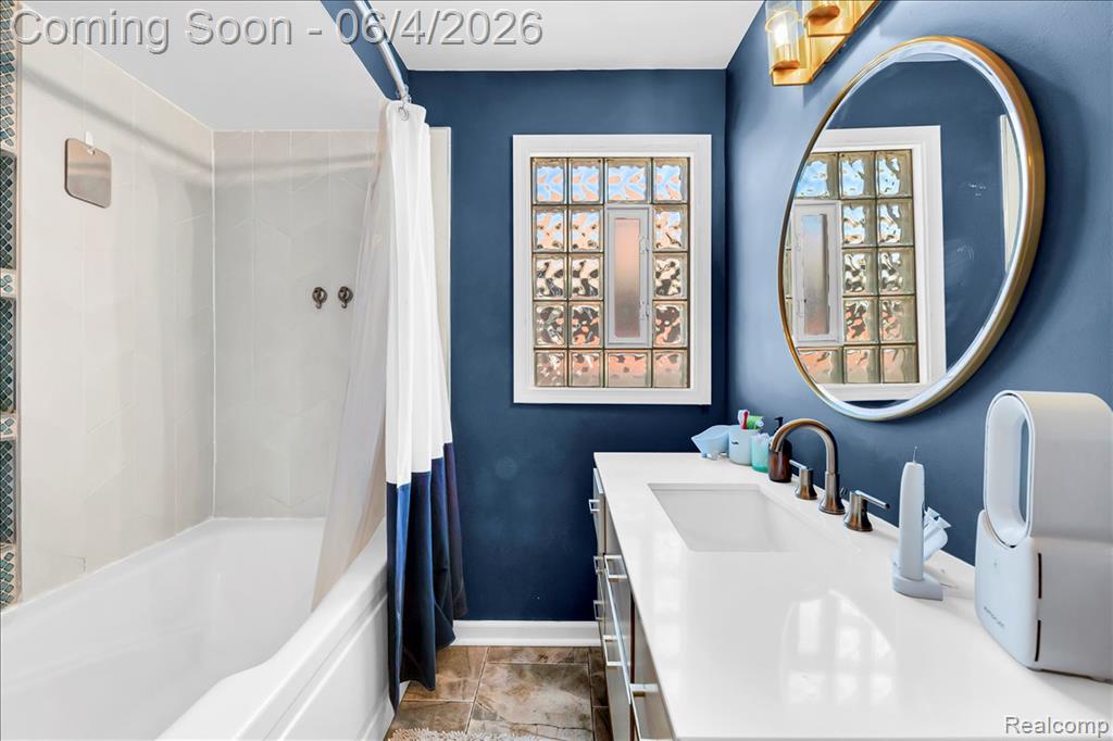 20455 Picadilly Road, Detroit, MI 48221 — Photo 22