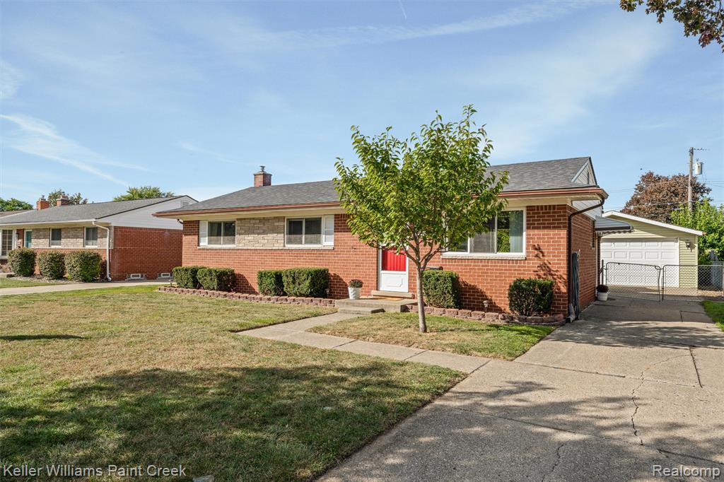8273 Independence Drive, Sterling Heights, MI 48313 — Photo 36
