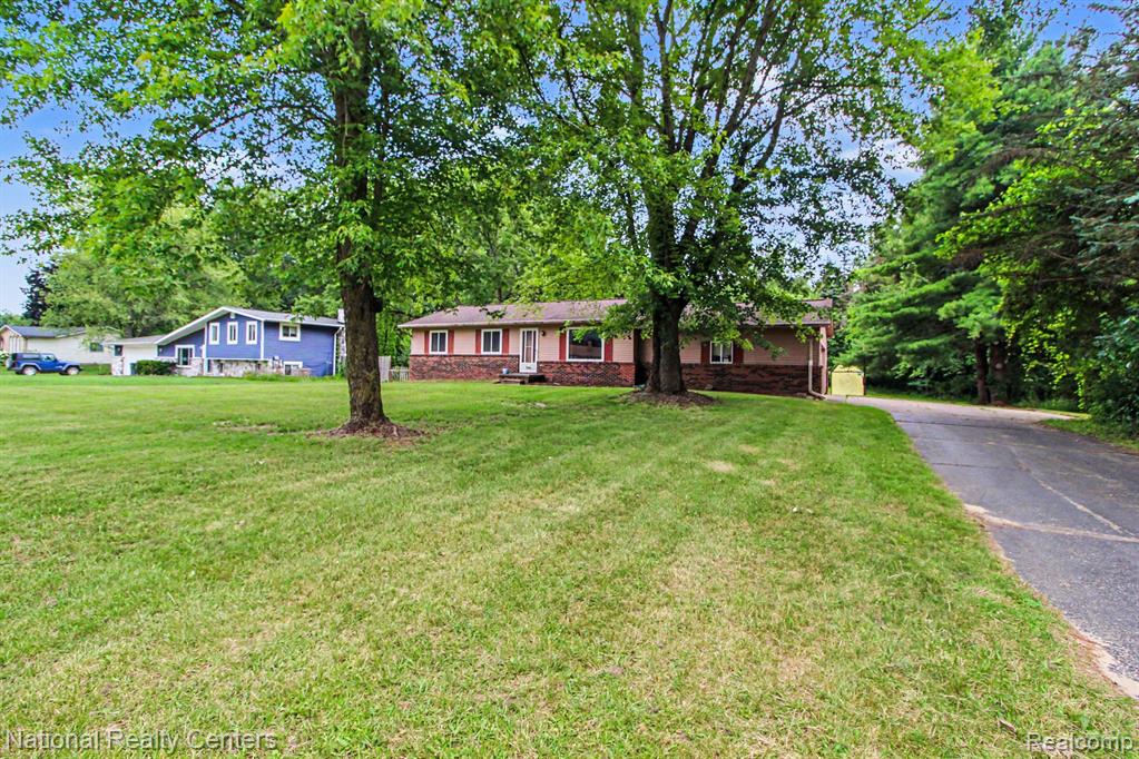 1800 Kingston Drive, Pinckney, MI 48169 — Photo 4