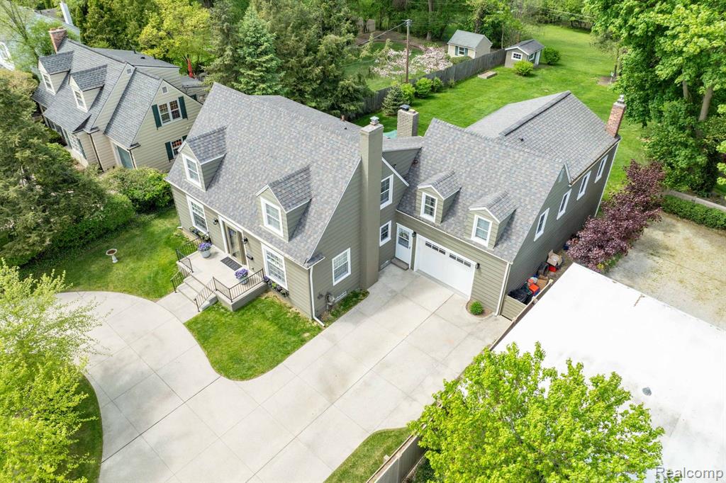 950 W LINCOLN Street, Birmingham, MI 48009 — Photo 4