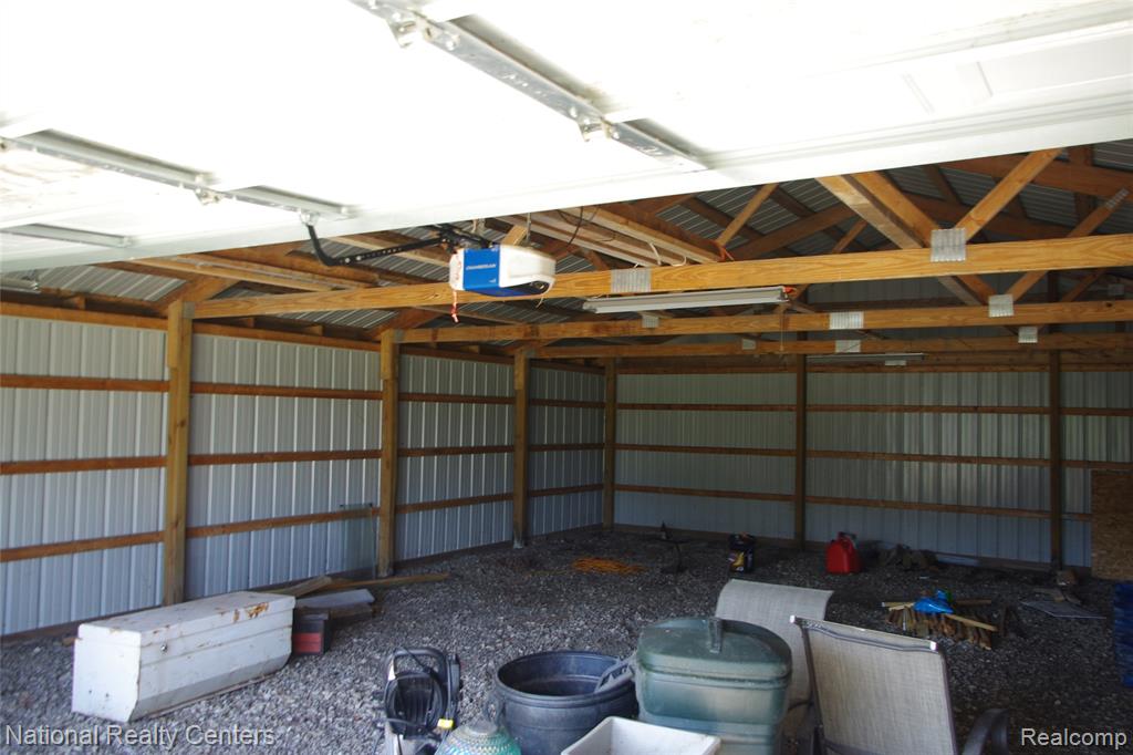 8276 War Road, Newport, MI 48166 — Photo 20