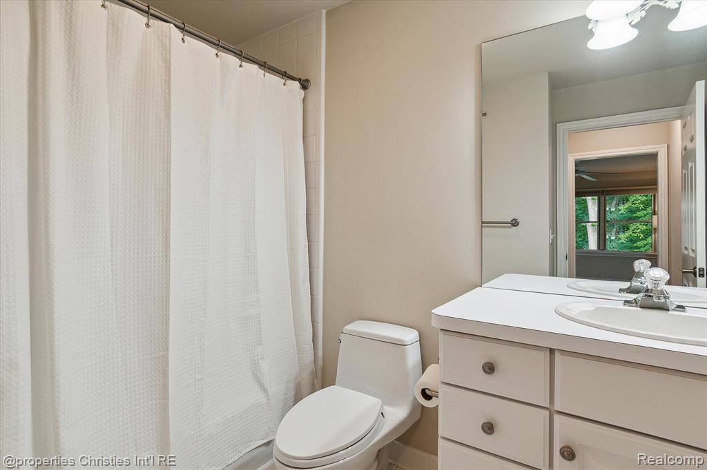 47196 MERION Circle, Northville, MI 48168 — Photo 48