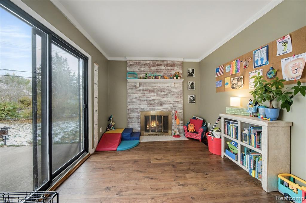 43355 Ryer Court, Sterling Heights, MI 48313 — Photo 10