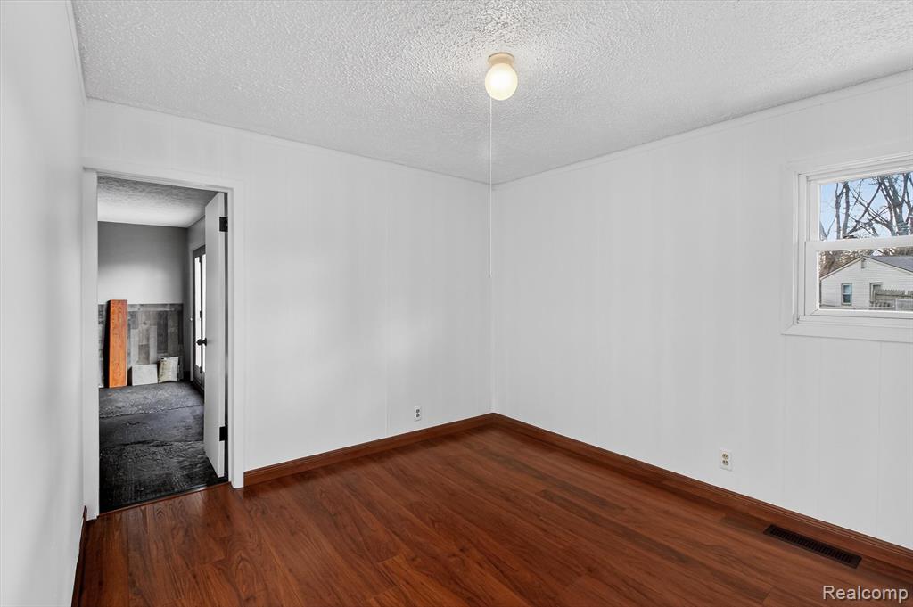 6337 Richalle Street, Brighton, MI 48116 — Photo 27