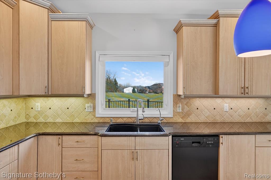 7455 Groveland Road, Holly, MI 48442 — Photo 14