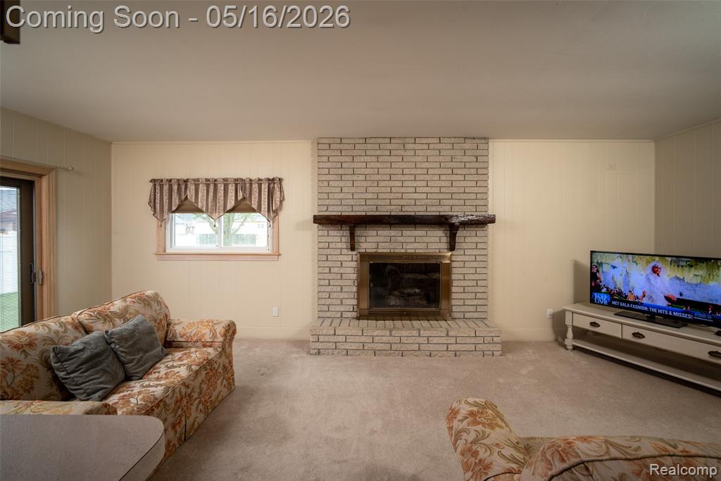 27188 Weddel Avenue, Brownstown, MI 48183 — Photo 10