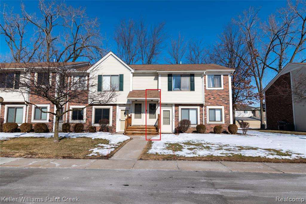 17437 Utica Oaks Lane, Roseville, MI 48066 — Photo 2