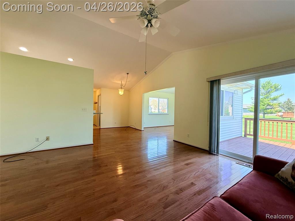 7192 Hawthorne Circle, Goodrich Vlg, MI — Photo 24