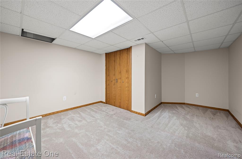 9611 Klais Road, Clarkston, MI 48348 — Photo 37