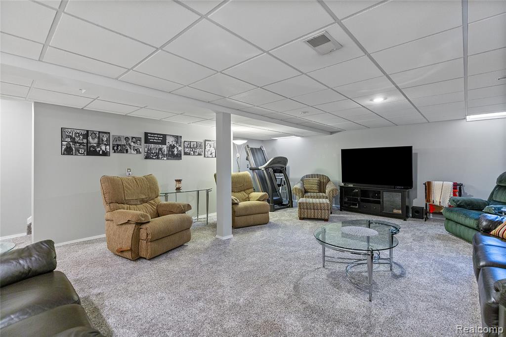49279 Dunhill Drive, Macomb, MI 48044 — Photo 36