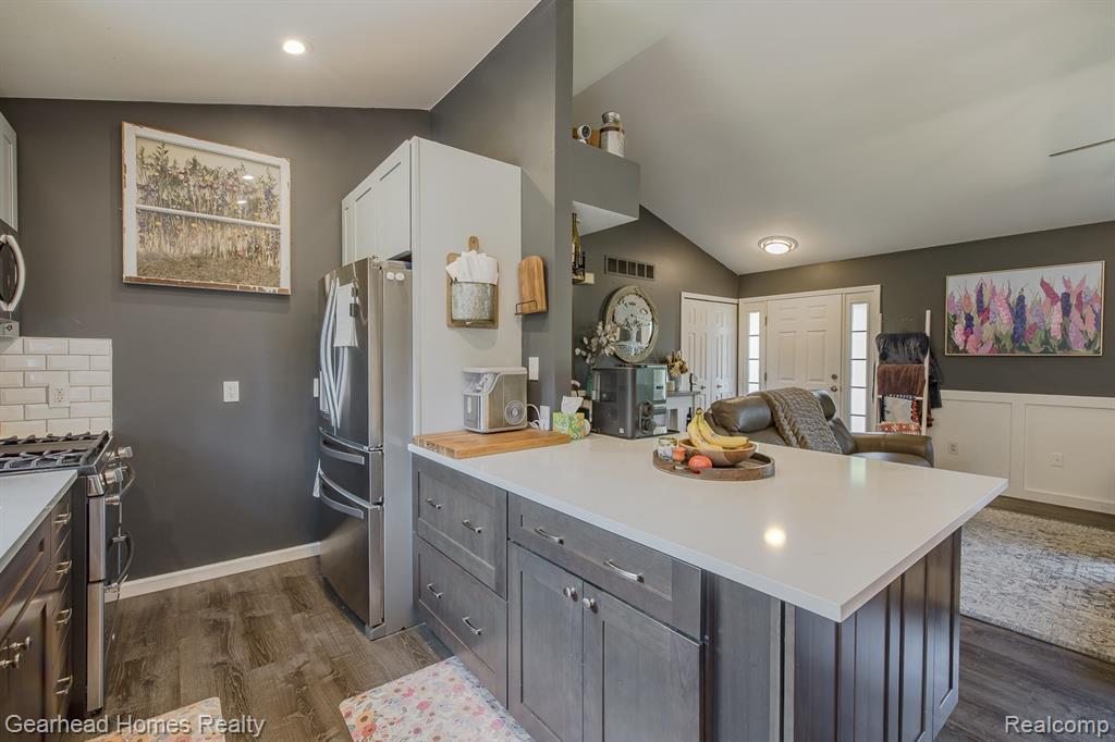 4710 Desert Bridge Court, Highland, MI 48356 — Photo 17