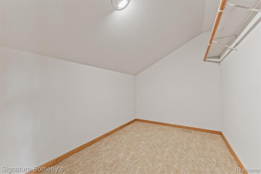 6571 Deer Ridge Drive, Clarkston, MI 48348 — Photo 27