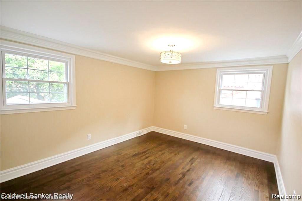 669 Mohegan Street, Birmingham, MI 48009 — Photo 23