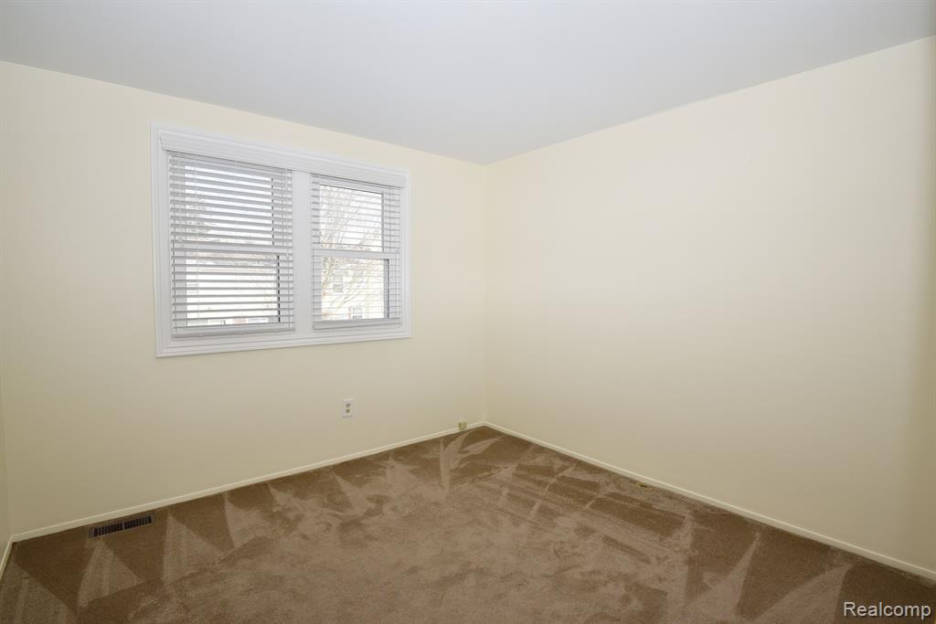 1709 BRENTWOOD Drive, 288, Troy, MI 48098 — Photo 17