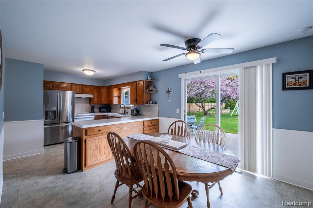 3585 Creekwood Drive, Saginaw, MI 48601 — Photo 10