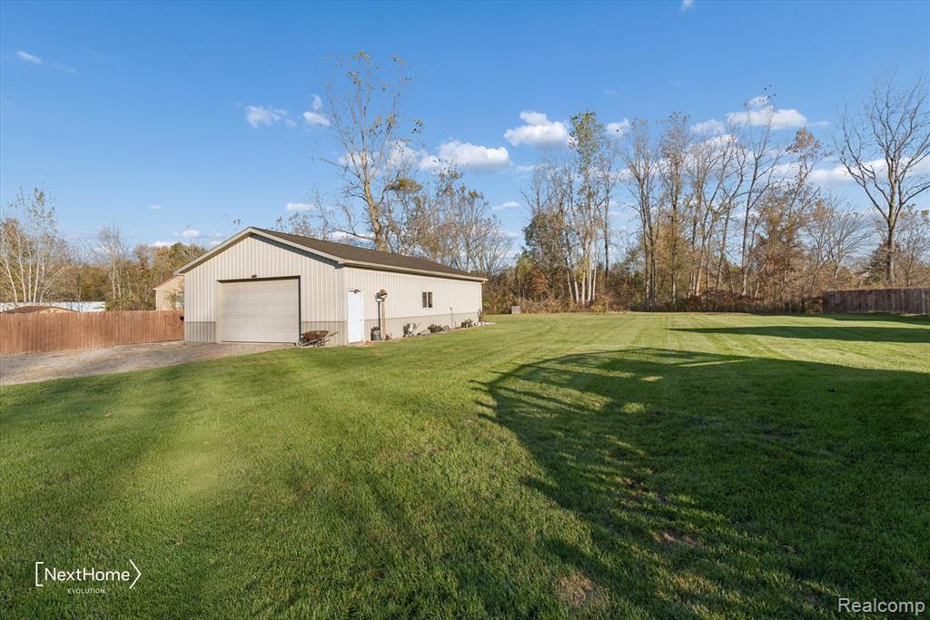 7010 Oakville Waltz Road, Sumpter, MI 48117 — Photo 36
