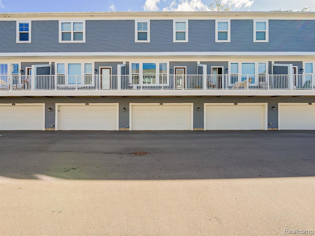 504 Anne Avenue, Brighton, MI 48116 — Photo 25