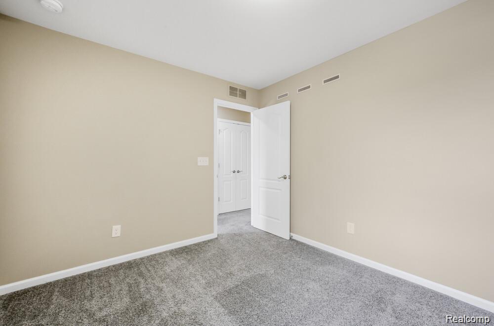 1674 Addison Circle, Walled Lake, MI 48390 — Photo 23