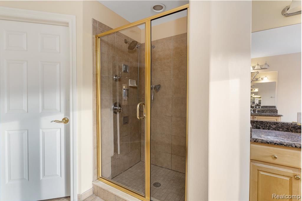 122 Sand Bar Lane, Detroit, MI 48214 — Photo 45