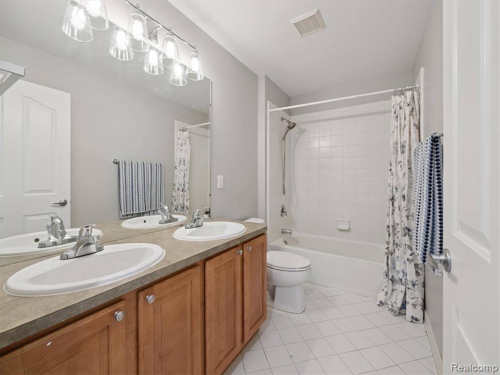 49018 Freestone Drive, Northville, MI 48168 — Photo 31
