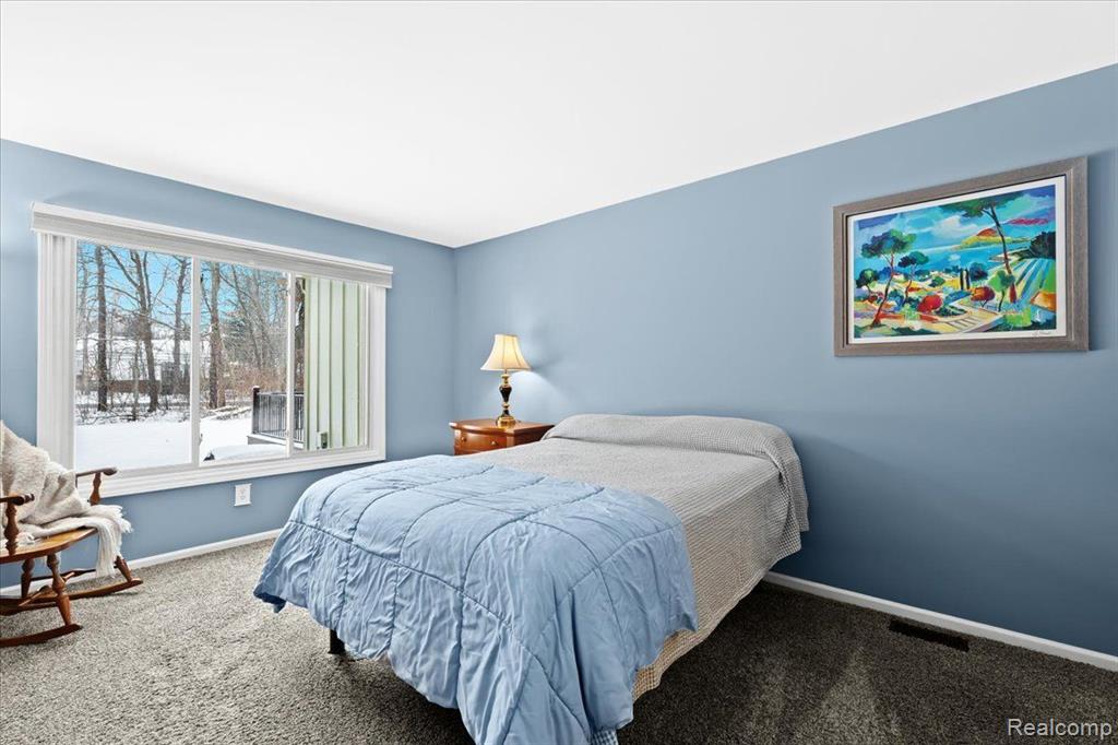 2597 MAPLE FOREST Court, Wixom, MI 48393 — Photo 12