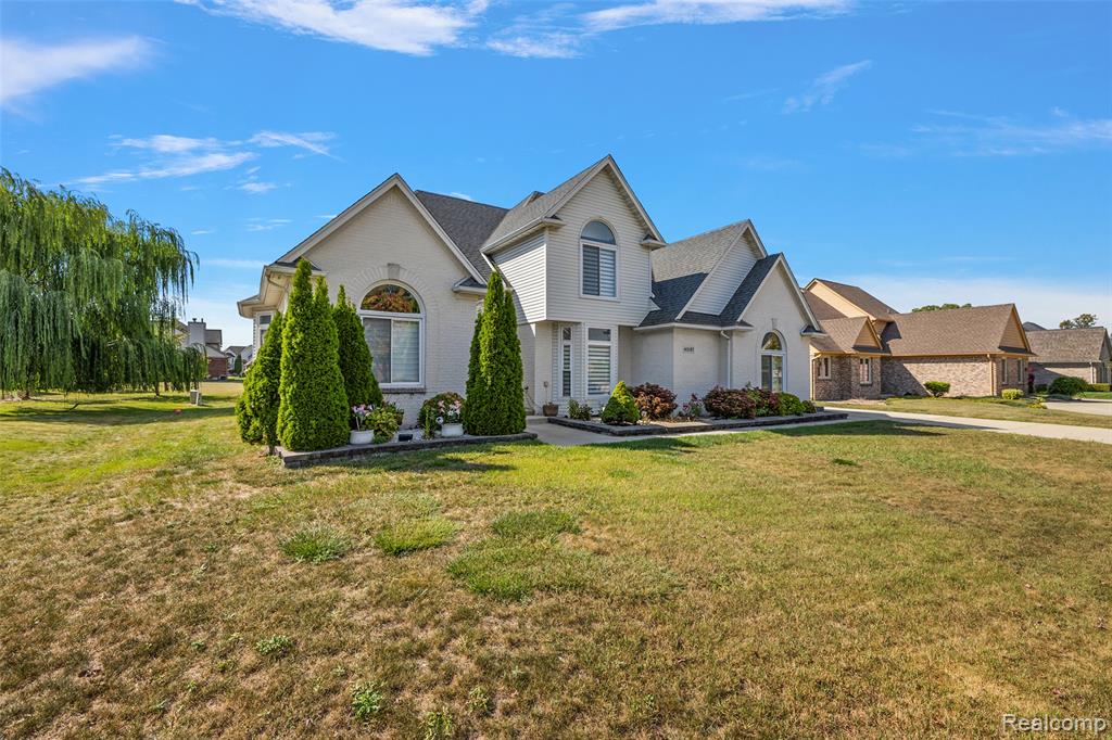 43187 Vintners Place Drive, Sterling Heights, MI 48314 — Photo 55
