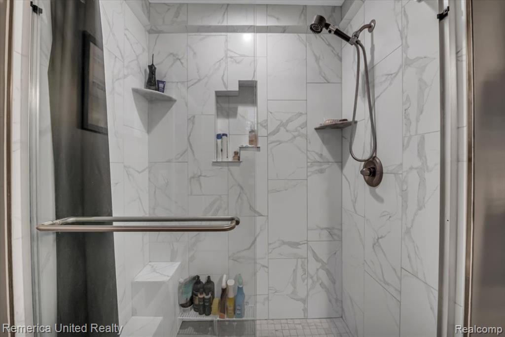 5908 Woodruff View Drive, Brighton, MI 48116 — Photo 24