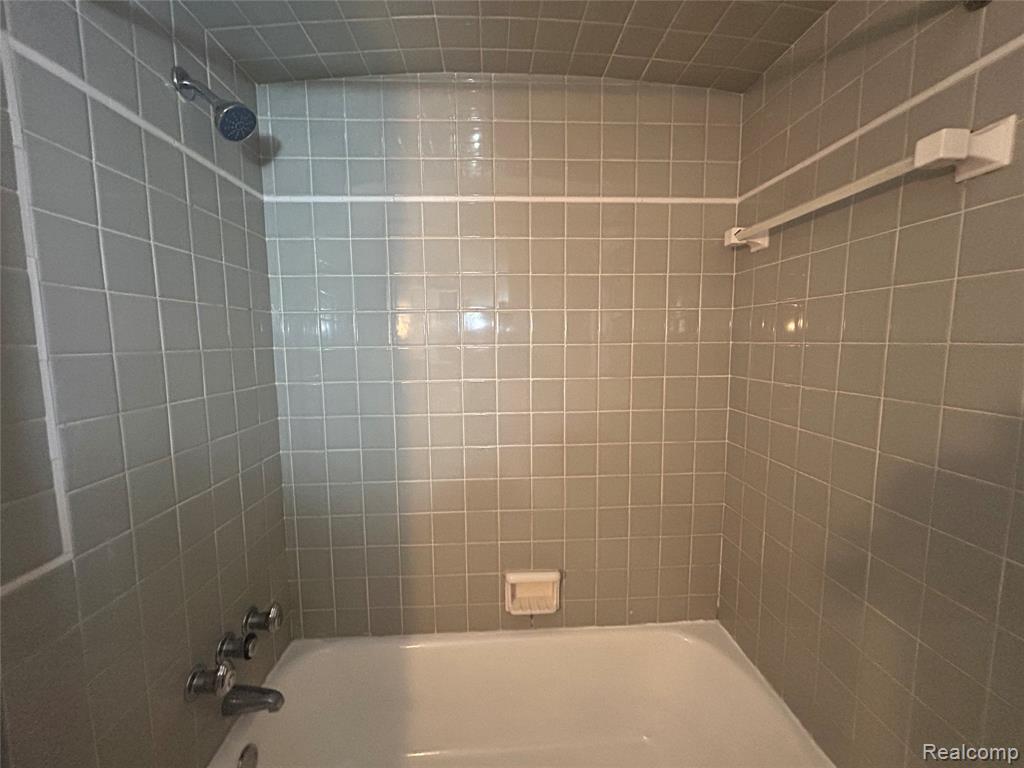 8060 HOUSE Street, Detroit, MI 48234 — Photo 25