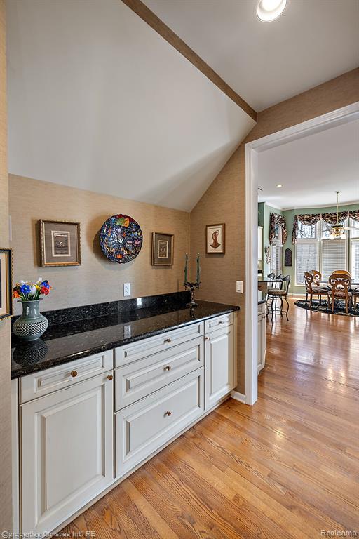 6811 BLAKEWOOD, West Bloomfield, MI — Photo 39