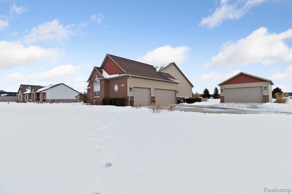 5760 JADA Drive, Highland, MI 48356 — Photo 4