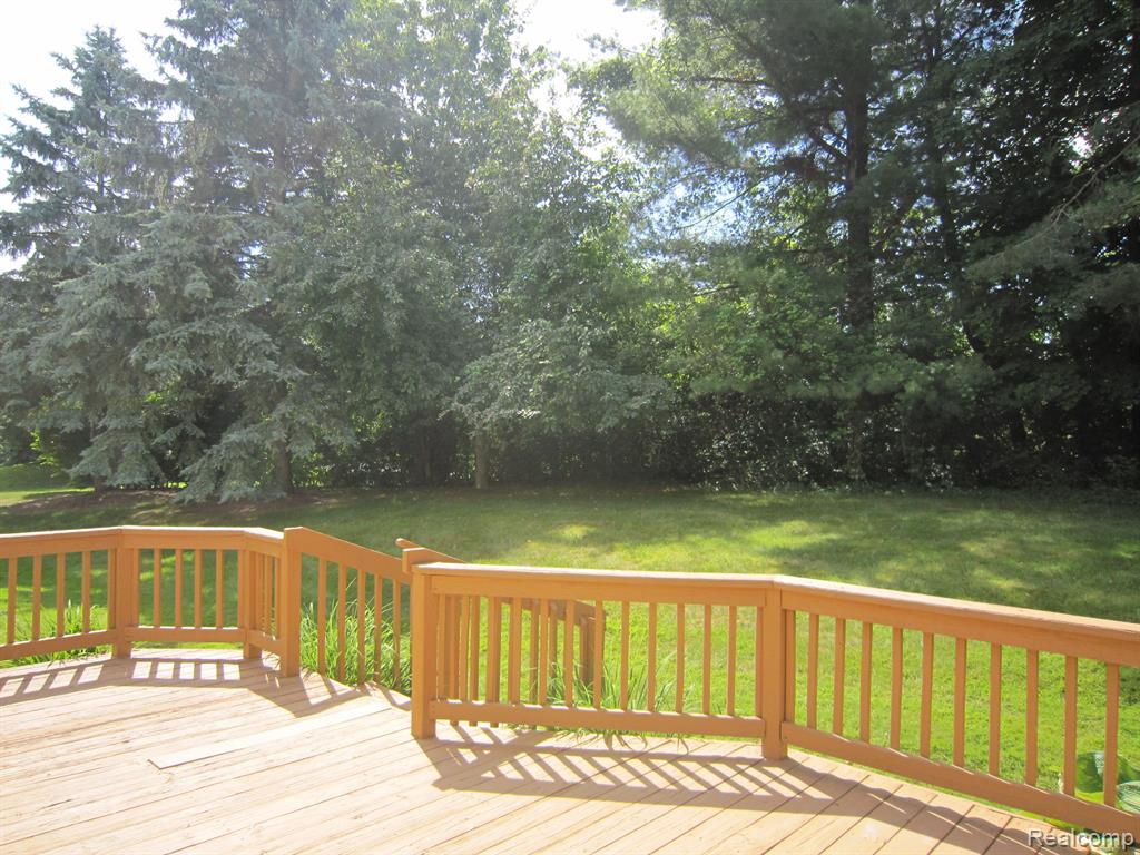 43841 ALGONQUIN Drive, Novi, MI — Photo 42